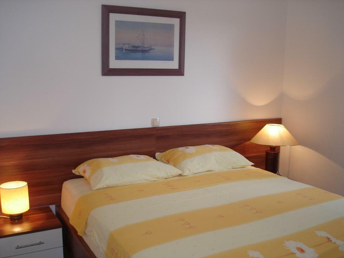 Villa Jaz Селине Екстериор снимка