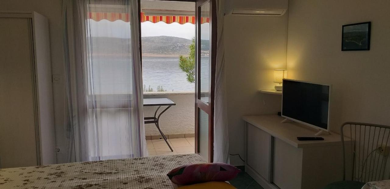 Villa Jaz Селине Екстериор снимка